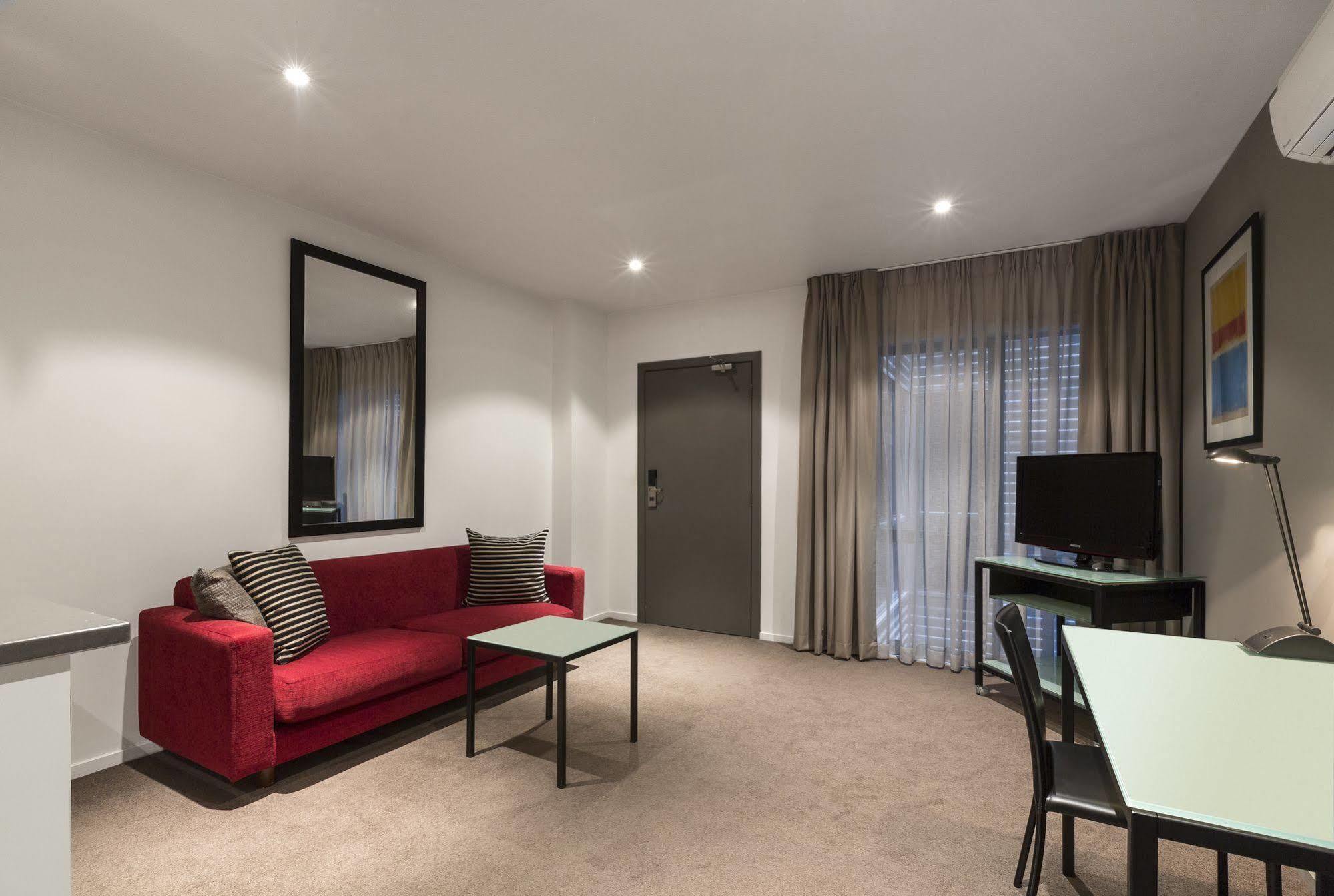 Adina Apartment Hotel St Kilda เมลเบิร์น ภายนอก รูปภาพ