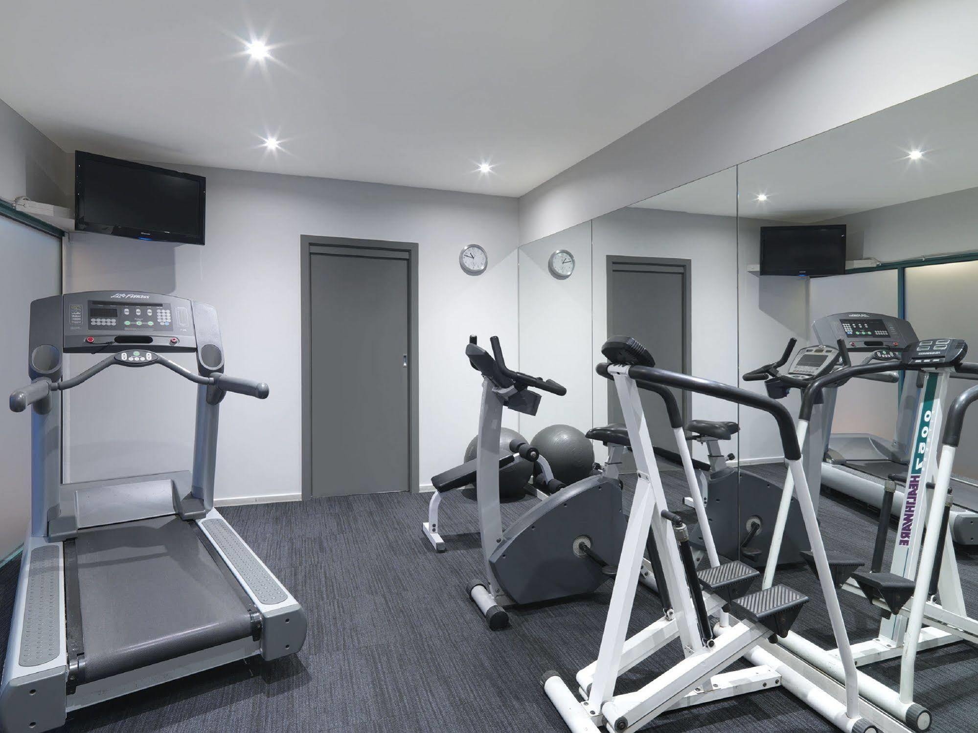 Adina Apartment Hotel St Kilda เมลเบิร์น ภายนอก รูปภาพ